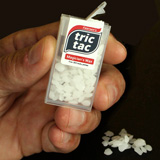 TRIC TAC - Miracle Magician's Wax by Steve Fearson