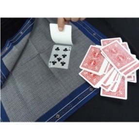 Card Fixed Handkerchief by Yamashita